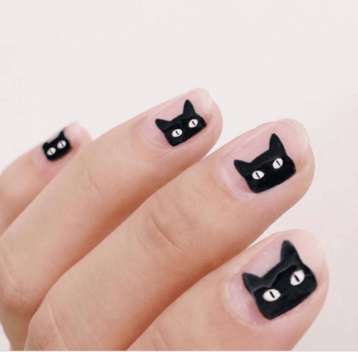 50 Amazing Halloween Nail Art Designs That Are Scarily Good cover